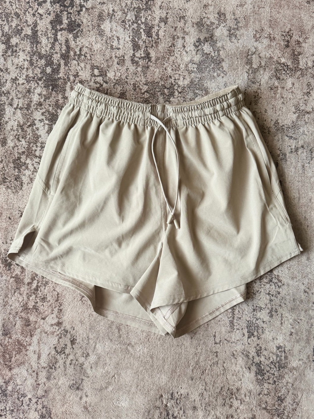 NWOT Lululemon Pace Rival High-Rise Short 3" in Beige